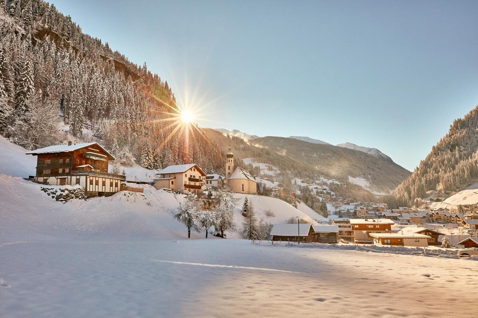 Hotel Alpenkoenigin - Sommer Silvretta Premium Card Inklusive See Eksteriør billede
