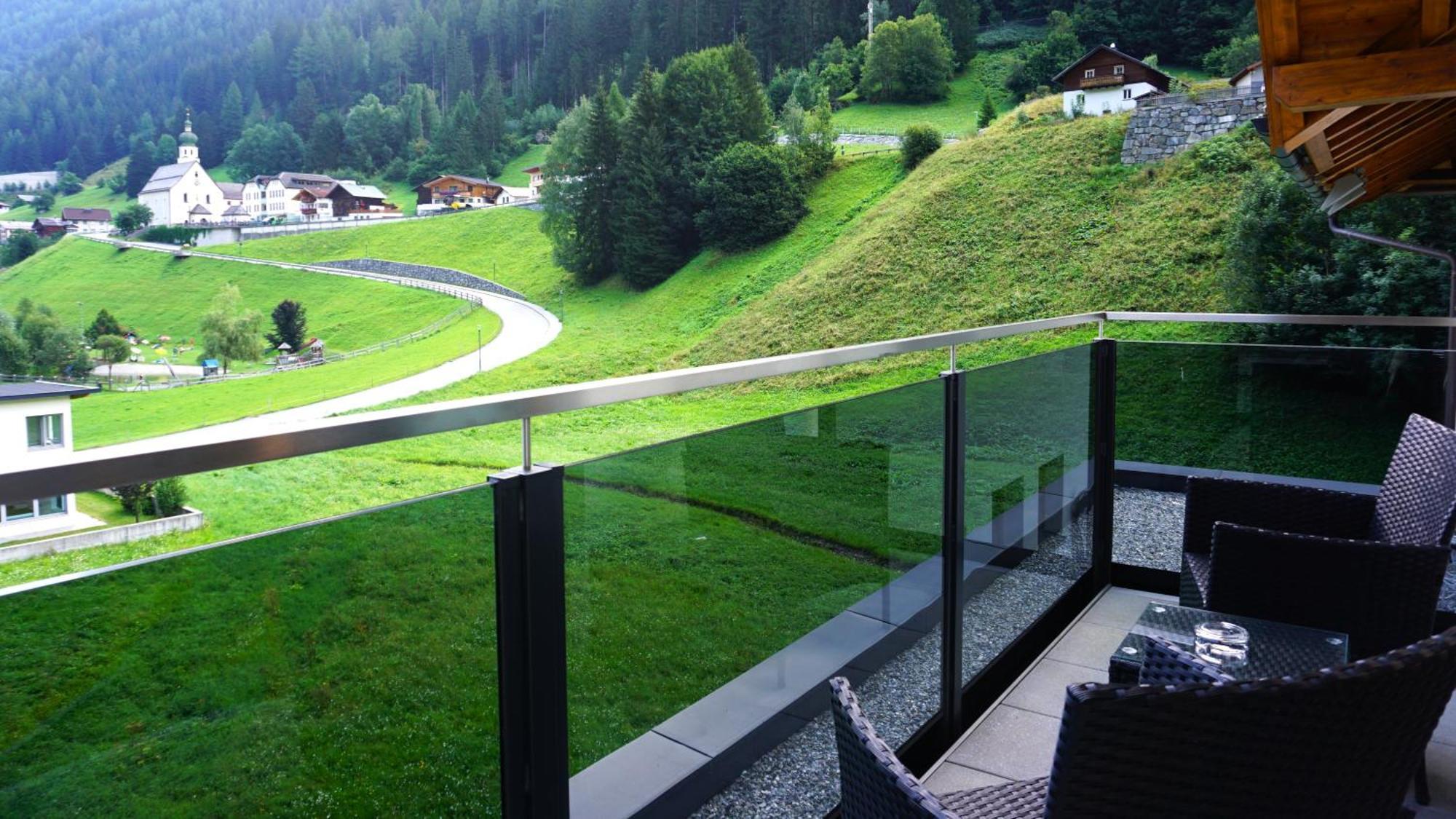Hotel Alpenkoenigin - Sommer Silvretta Premium Card Inklusive See Eksteriør billede
